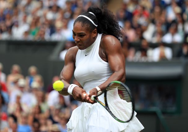 Serena Williams breezed into round three at Flushing Meadows