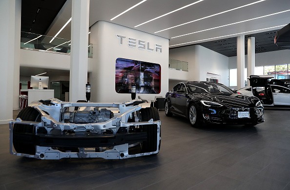 Tesla Motors under probe