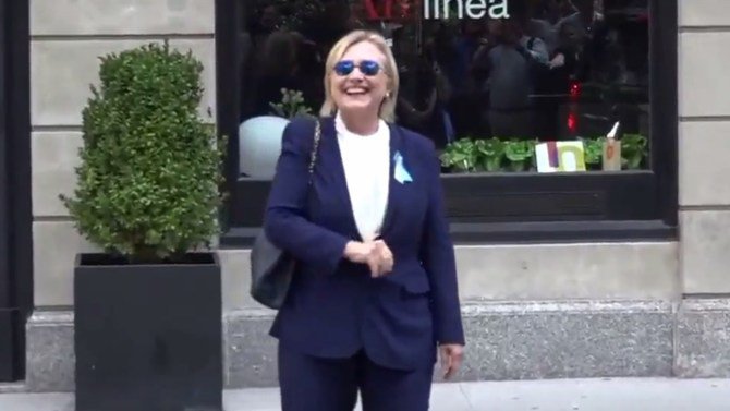 Hillary Clinton Blue Outfit