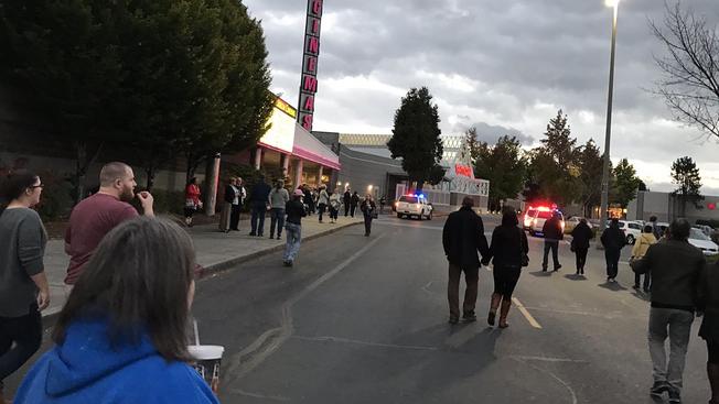 Authorities: 2 injured in shooting at mall north of Seattle