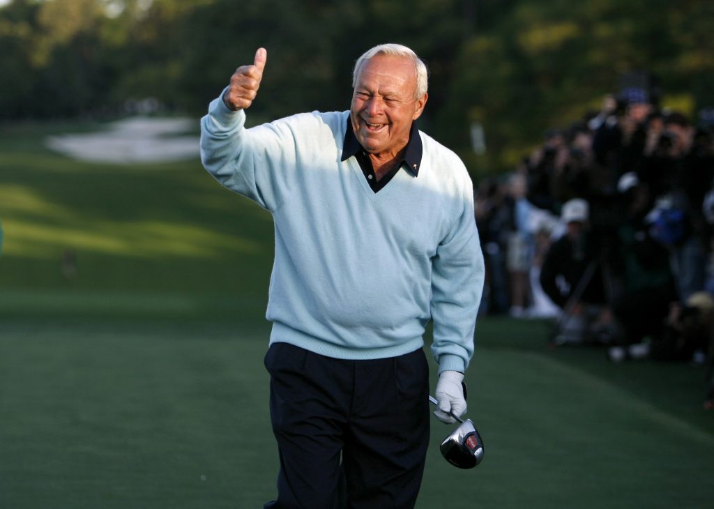 Arnold Palmer opens the 2007 Masters golf tournament in Augusta Georgia