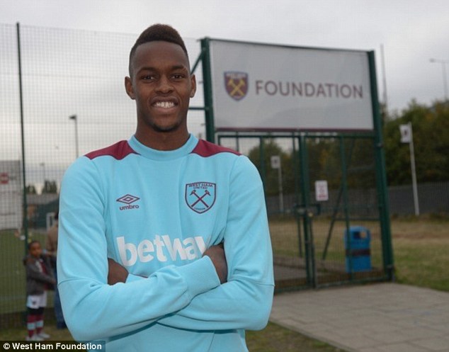 Midfielder Edimilson Fernandes was one of the more low key summer arrivals for West Ham