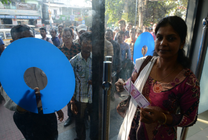 SBI branch told to keep Rs 5 cr cash ready to pay salary to Parliament staff