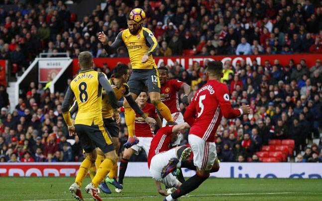 Arsenal and Manchester United players in action