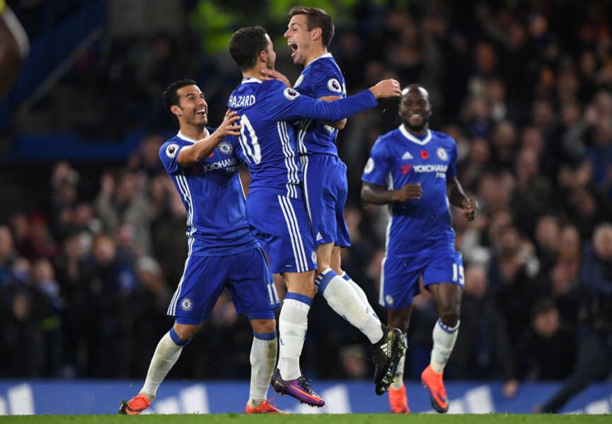 Eden Hazard of Chelsea celebrates scoring the fourth goal with Cesar Azpilicueta and Pedro during the Premier League match between Chelsea and Everton played at Stamford Bridge London on 5th November 2016  Football- Premier League 2016/17 Chelsea v Ever