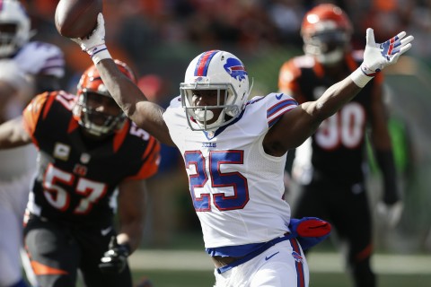 Bengals wide receiver Green leaves game on cart