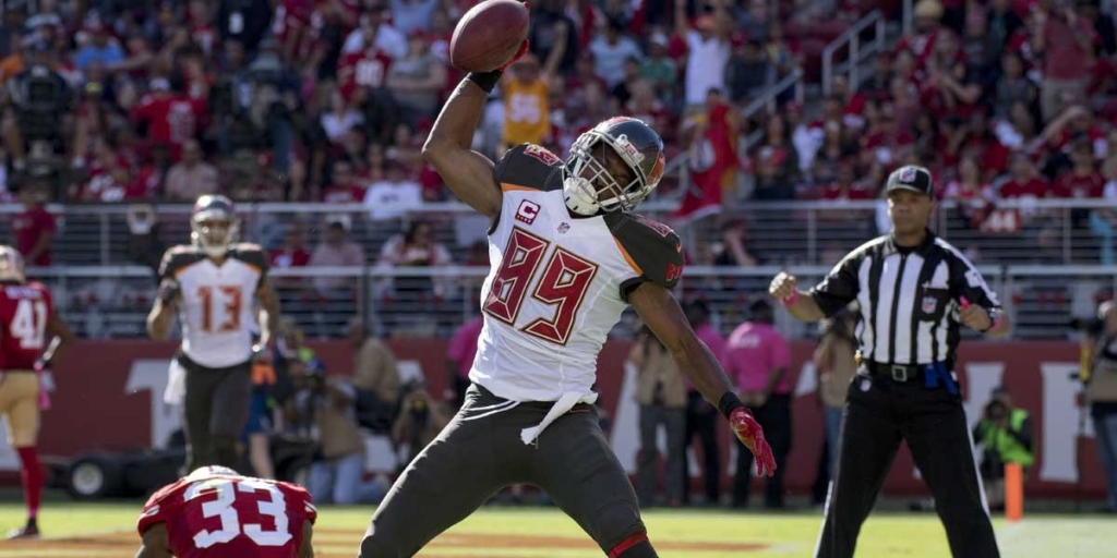 Bucs WR Russel Shepard celebrates his touchdown catch against the San Francisco 49ers Sunday