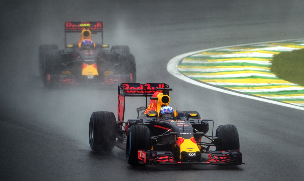 Daniel Ricciardo leads Max Verstappen during the Formula One Grand Prix of Brazil at Autodromo Jose Carlos Pace