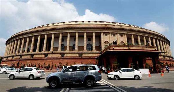 Opposition paralyses parliament over demonetisation deaths