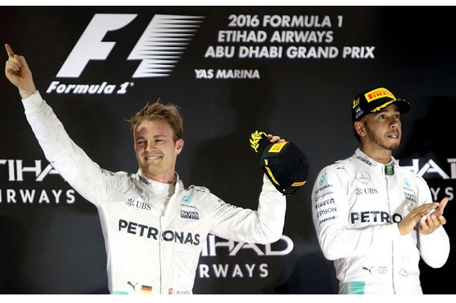 Rosberg beats Hamilton to clinch world title