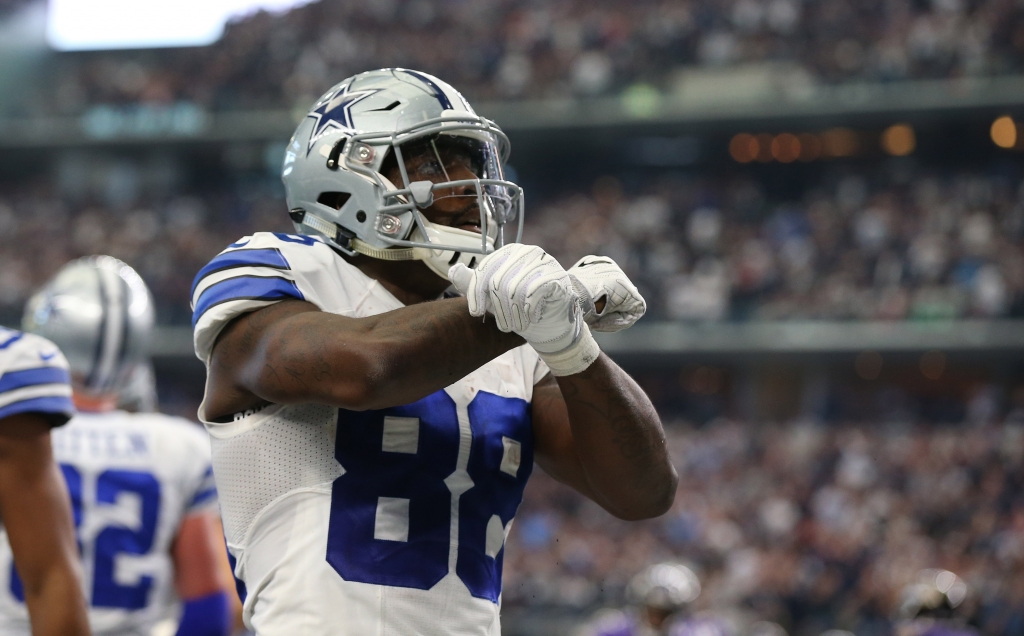 Nov 20 2016 Arlington TX USA Dallas Cowboys receiver Dez Bryant celebrates his fourth quarter touchdown against the Baltimore Ravens at AT&T Stadium. Mandatory Credit Matthew Emmons-USA TODAY Sports