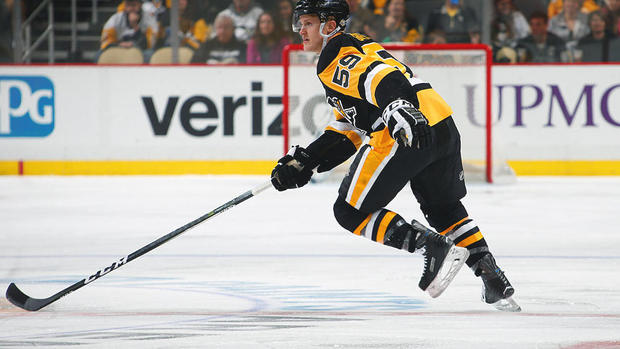 Jake Guentzel skates in his first-ever game for the Pittsburgh Penguins