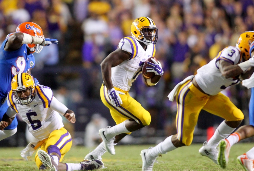 Oct 17 2015 Baton Rouge LA USA LSU Tigers running back Leonard Fournette carries the ball against the Florida Gators in the second half at Tiger Stadium. LSU defeated Florida 35-28. Mandatory Credit Crystal LoGiudice-USA TODAY Sports