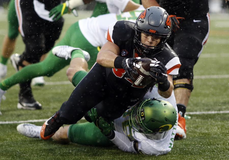 Beavs to honor fallen teammates at Civil War