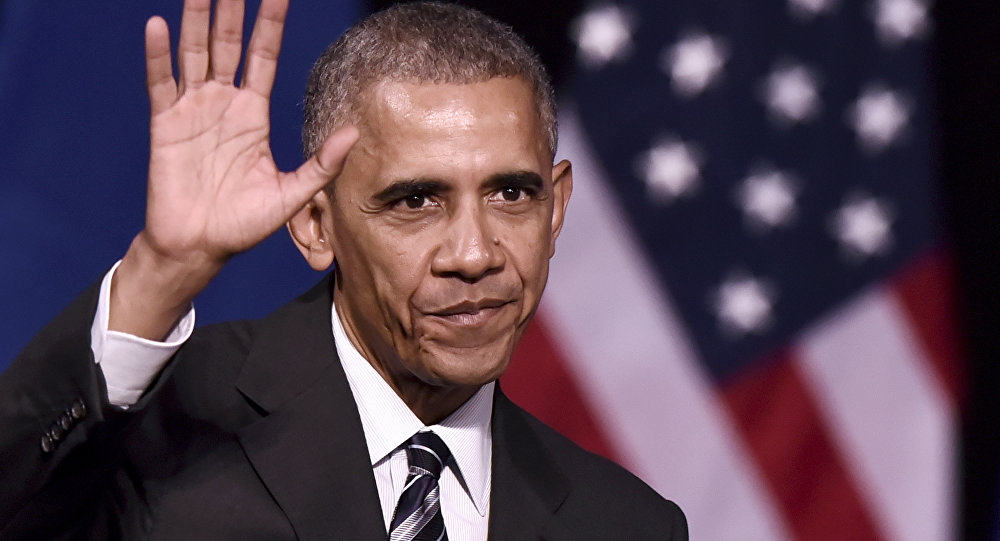 US President Barack Obama waves to the crowd after delivering a speech at the Niarchos foundation in Athens