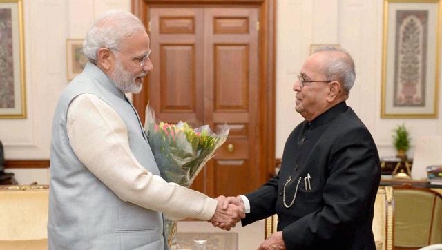 President Pranab Mukherjee with Prime Minister Narendra Modi at Rashtrapati Bhavan in New Delhi