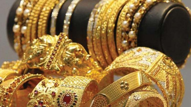 Demonetization No proposal to restrict gold holding by individuals