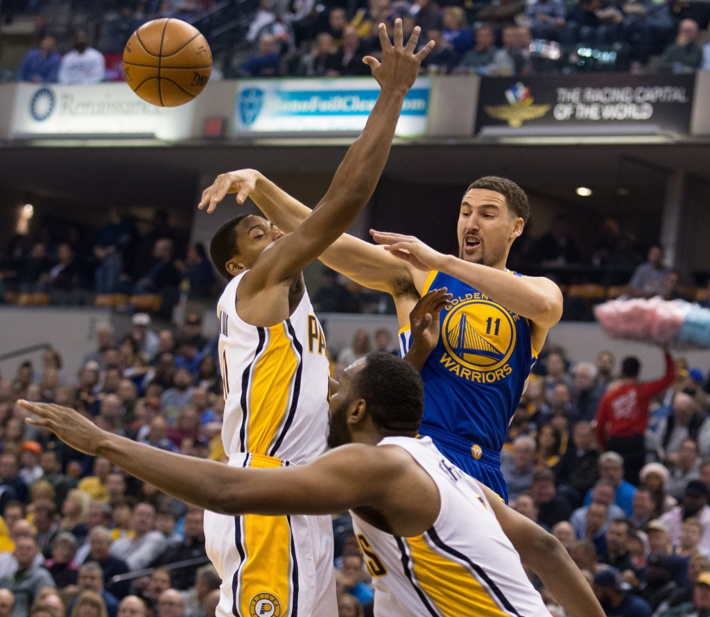 Nov 21 2016 Indianapolis IN USA Golden State Warriors guard Klay Thompson passes the ball as Indiana Pacers guard Glenn Robinson III defends in the first half of the game at Bankers Life Fieldhouse. Mandatory Credit Trevor Ruszkowski-USA T