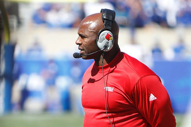 Texas fires Charlie Strong