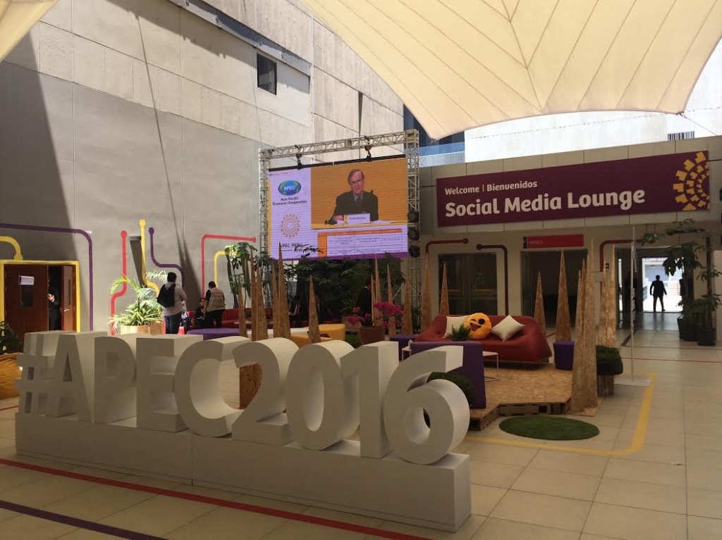 The social media lounge for the Apec summit in Lima Peru. DJ Yap  PHILIPPINE DAILY INQUIRER