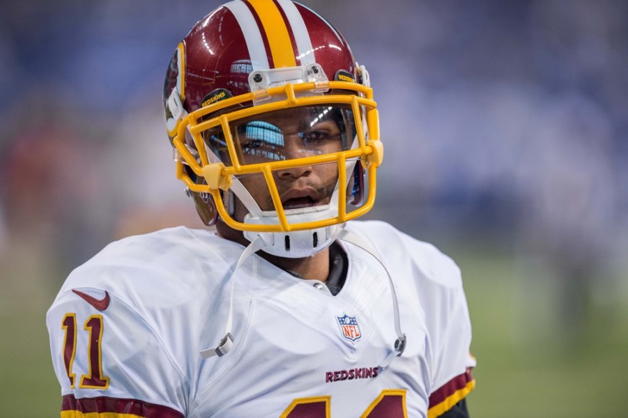 Washington Redskins wide receiver De Sean Jackson warms up before a NFL football game between the Indianapolis Colts and Washington Redskins at Lucas Oil Stadium in Indianapolis IN