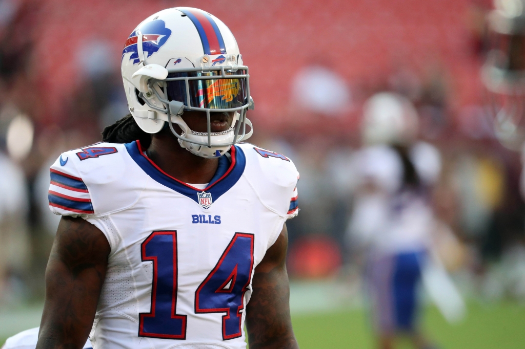 Aug 26 2016 Landover MD USA Buffalo Bills wide receiver Sammy Watkins stands on the field during warm ups prior to the Bills&#039 game against the Washington Redskins at Fed Ex Field. Mandatory Credit Geoff Burke-USA TODAY Sports