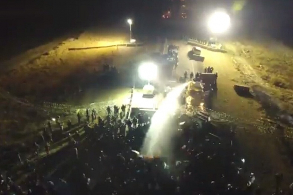 DAPL brutality reflects Big Oil panic protectors stand firm