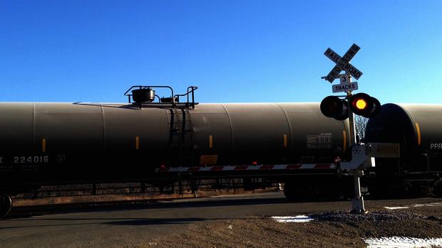 A two-mile Canadian Pacific train loaded with oil tank cars idles on a track in Enderlin N.D. Nov. 14 2014. REUTERS  Ernest Scheyder