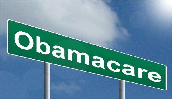 Court puts Obamacare case on hold until Trump takes office