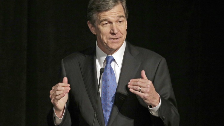 Democrat's lead widens in North Carolina governor's race