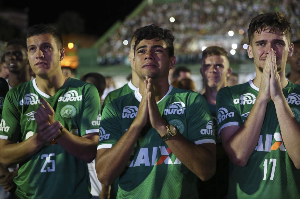 Chapecoense tribute for 71 victims set