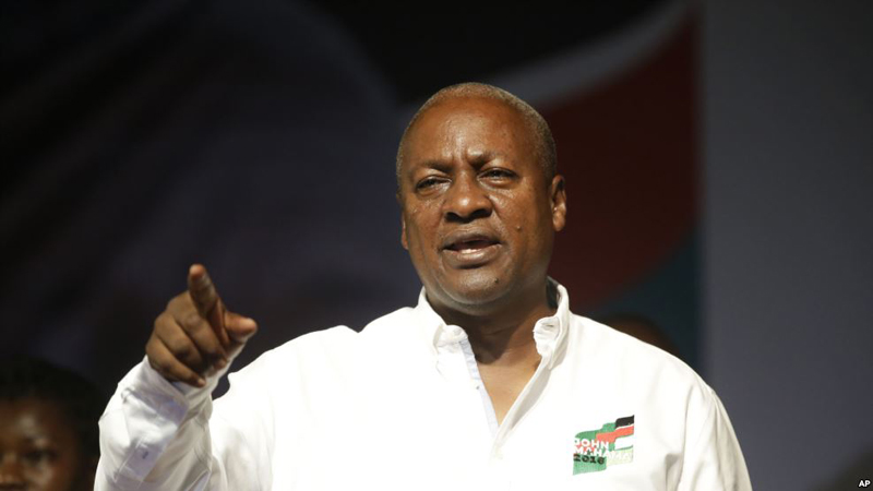 Ghana’s Mahama accuses foe of undermining confidence in voting