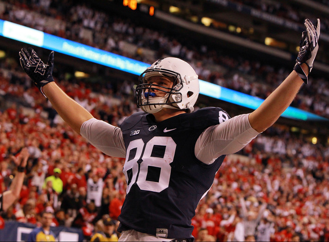 Mike Gesicki celebrates a touchdown catch in the Big Ten Championship Game