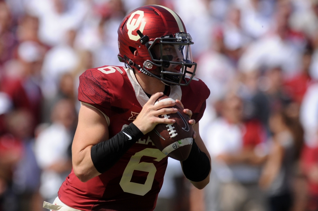 Oct 3 2015 Norman OK USA Oklahoma Sooners quarterback Baker Mayfield looks to pass against the West Virginia Mountaineers in the second quarter at Gaylord Family- Oklahoma Memorial Stadium. Mandatory Credit Mark D. Smith-USA TODAY Sports