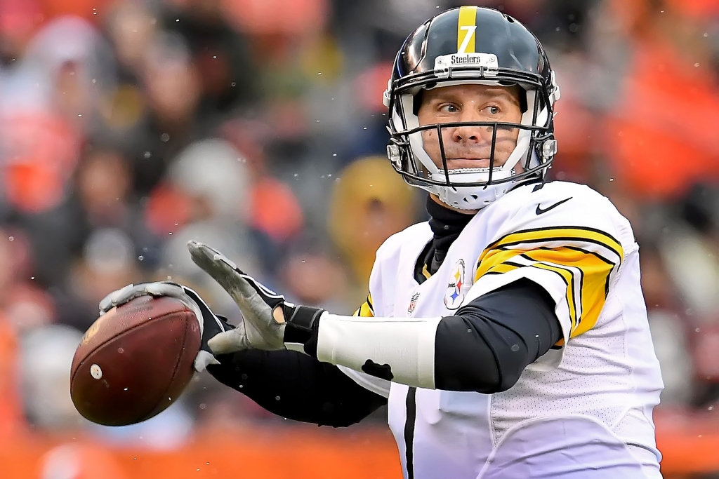 20161120pdSteelersSports20-19 Since Ben Roethlisberger entered the NFL in 2004 the Steelers are 39-13 in December games he starts