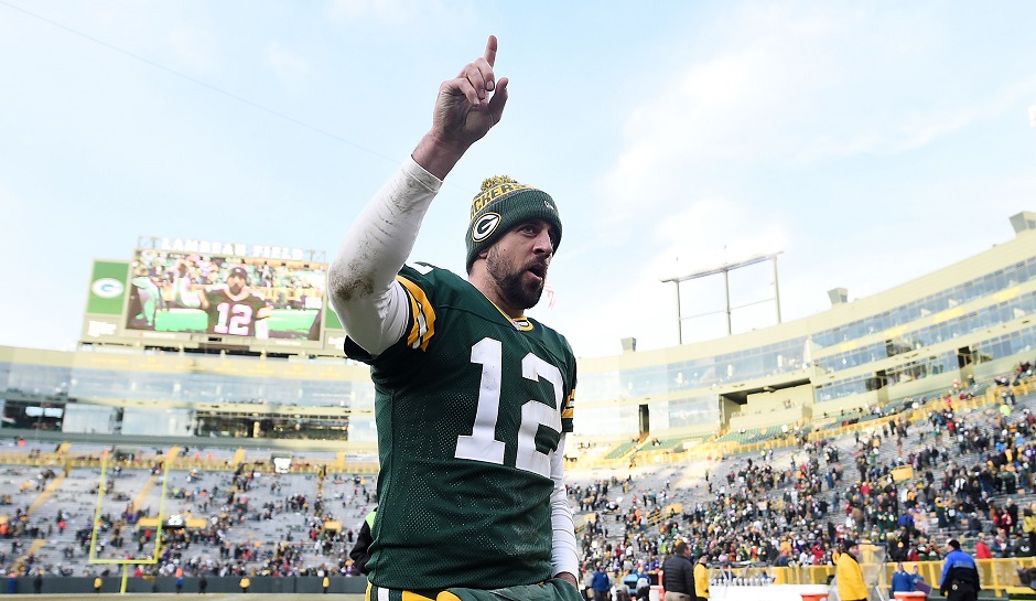 Aaron Rodgers Leads Green Bay Packers