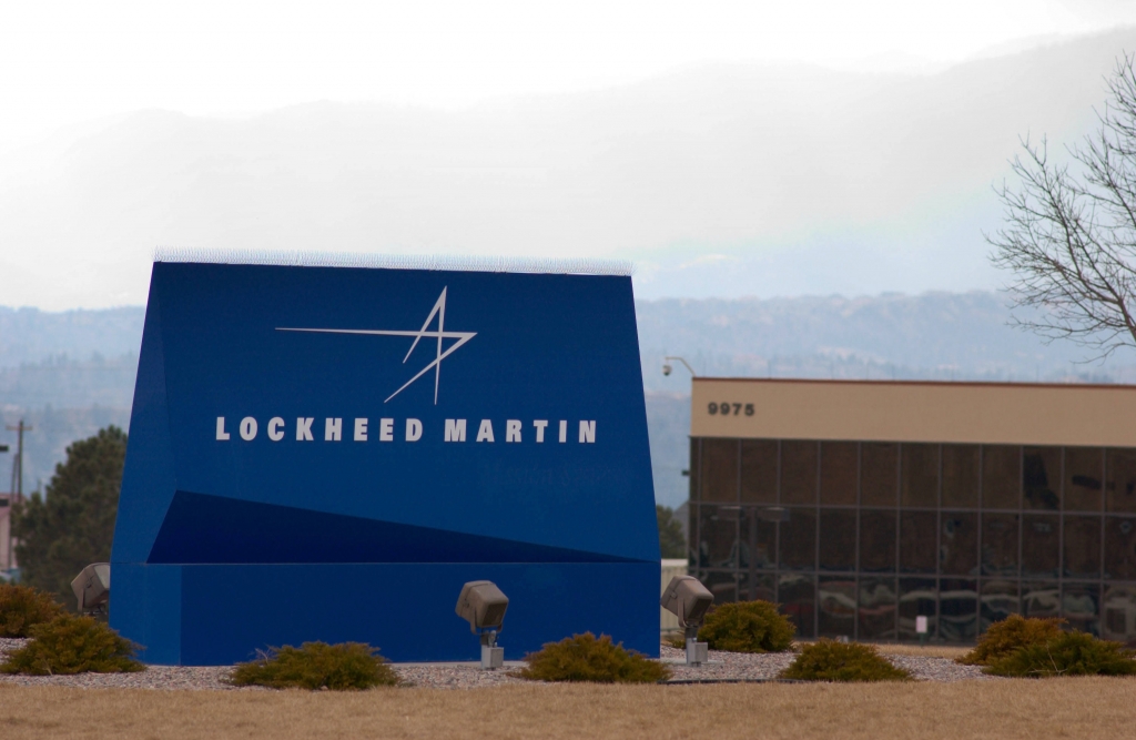 Trump Tweet Sends Lockheed Martin Corporation (LMT) Stock Tumbling