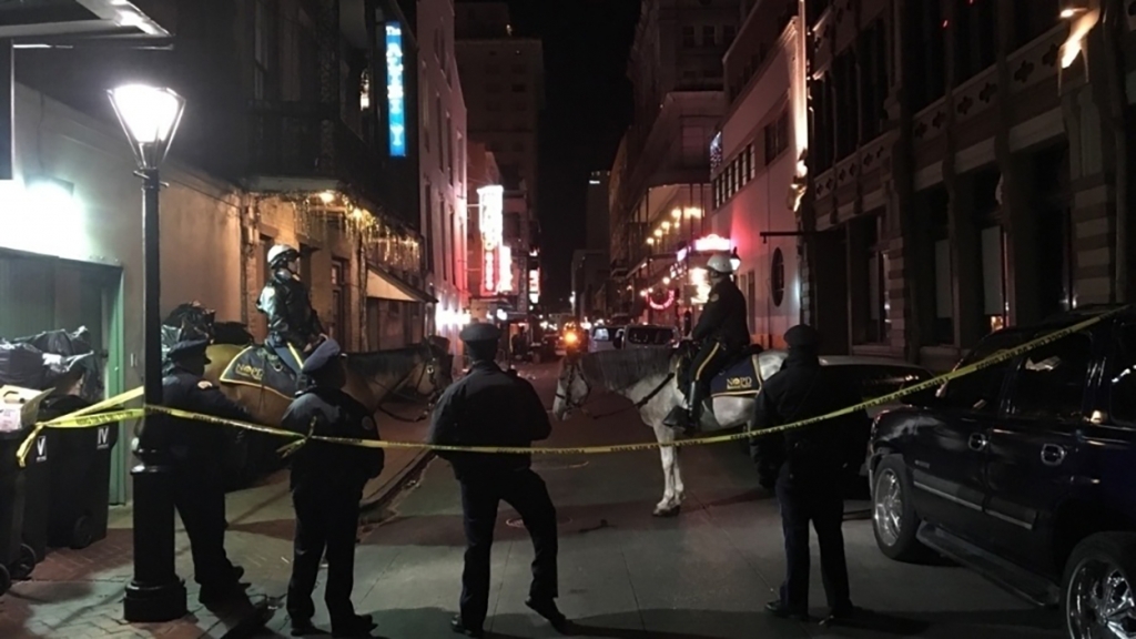 WDSU						
		
								10 people shot at New Orleans&#039 Bourbon Street police say					
							SOURCE WDSU