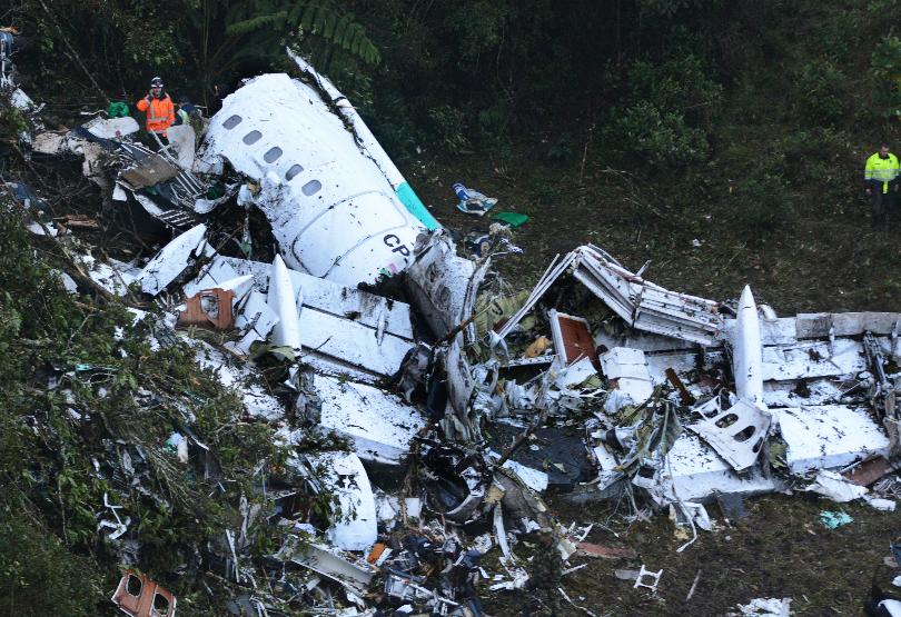 Colombia authorities say they are responding to plane crash with 72 on board