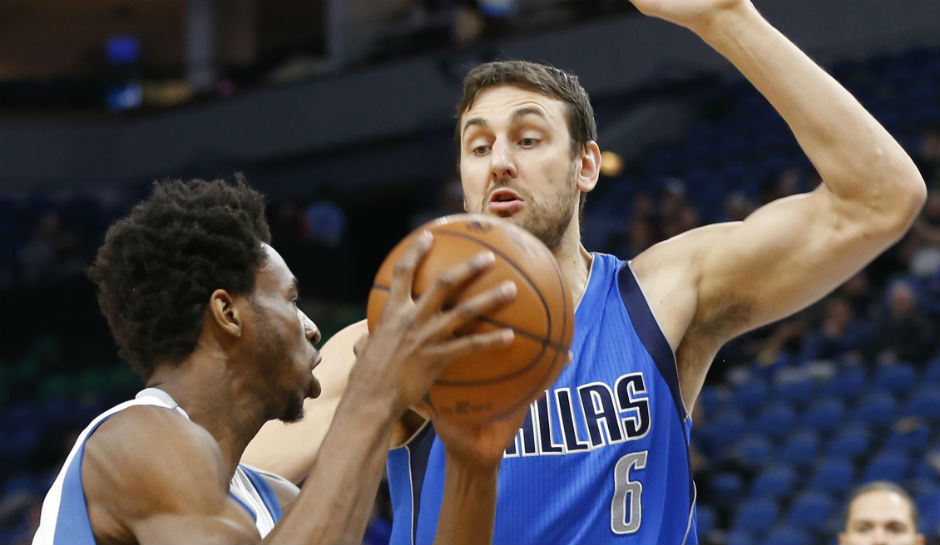 Cavs Andrew Bogut headed to Cleveland