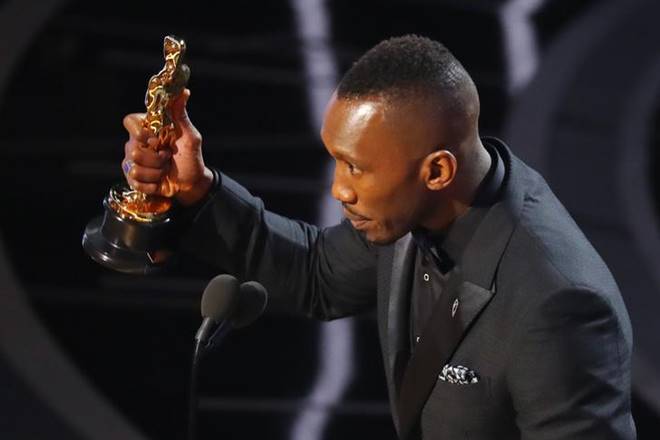 Mahershala Ali, Mahershala Ali oscar Mahershala Ali moonlight oscar 2017 oscar 2017 winner oscar 2017 best supporting actor 2017 oscar