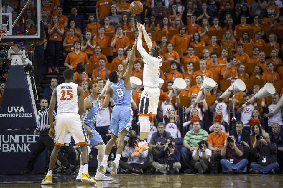 Kyle Guy #5 of the Virginia Cavaliers shoots