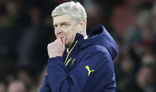 Arsene Wenger chews over Arsenal's defeat to Bayern Munich