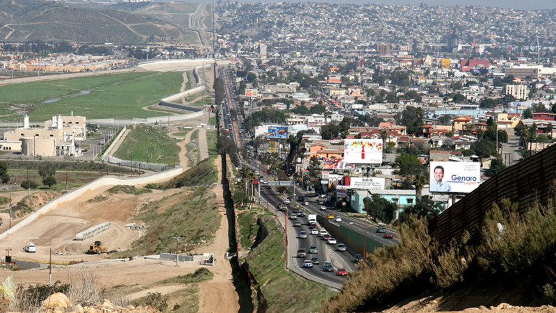 When Trump's New Travel Ban Goes Into Effect, Watch the Border Agents