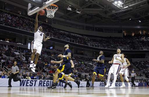 Ducks end Michigan's run with 69-68 victory, head to Elite 8