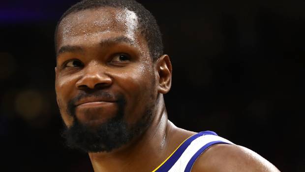 Kevin Durant powered his way to 43 points for Golden State