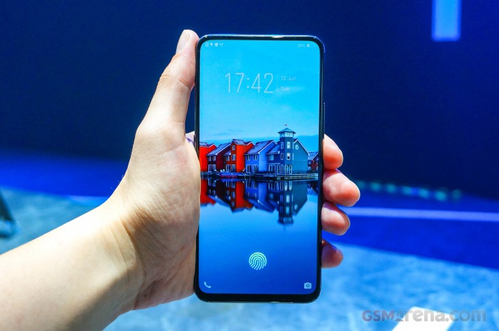 Vivo NEX and its elevating camera are now official